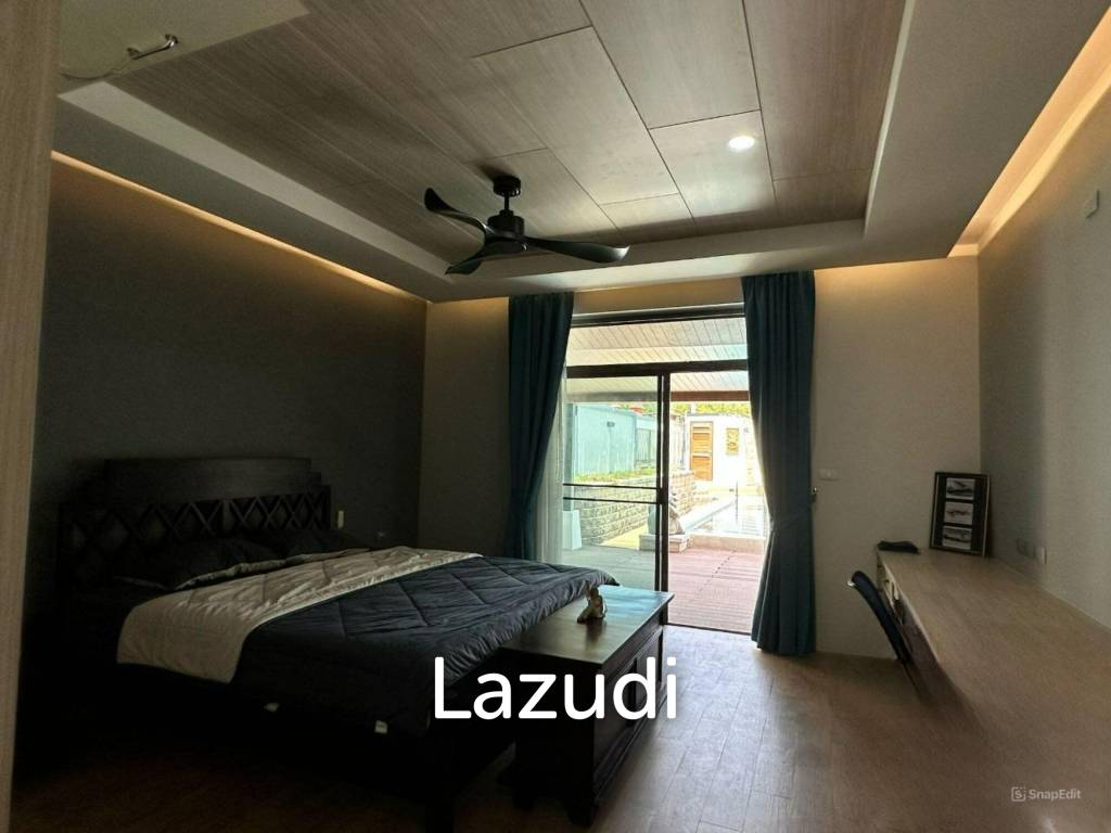 Luxurious 4-Bedroom Villa with Pool in Thep Krasatti