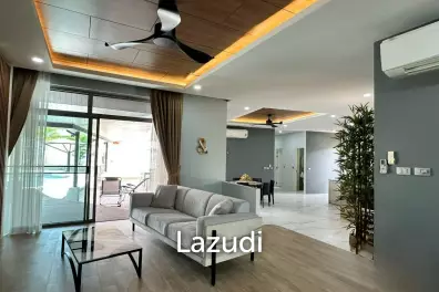 Luxurious 4-Bedroom Villa with Pool in Thep Krasatti