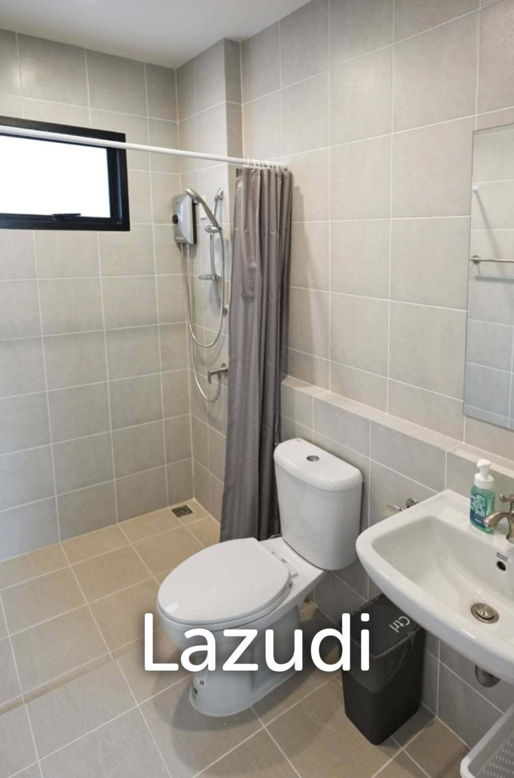 3 Bedrooms Detached Home for Rent  in Bangjo Phuket