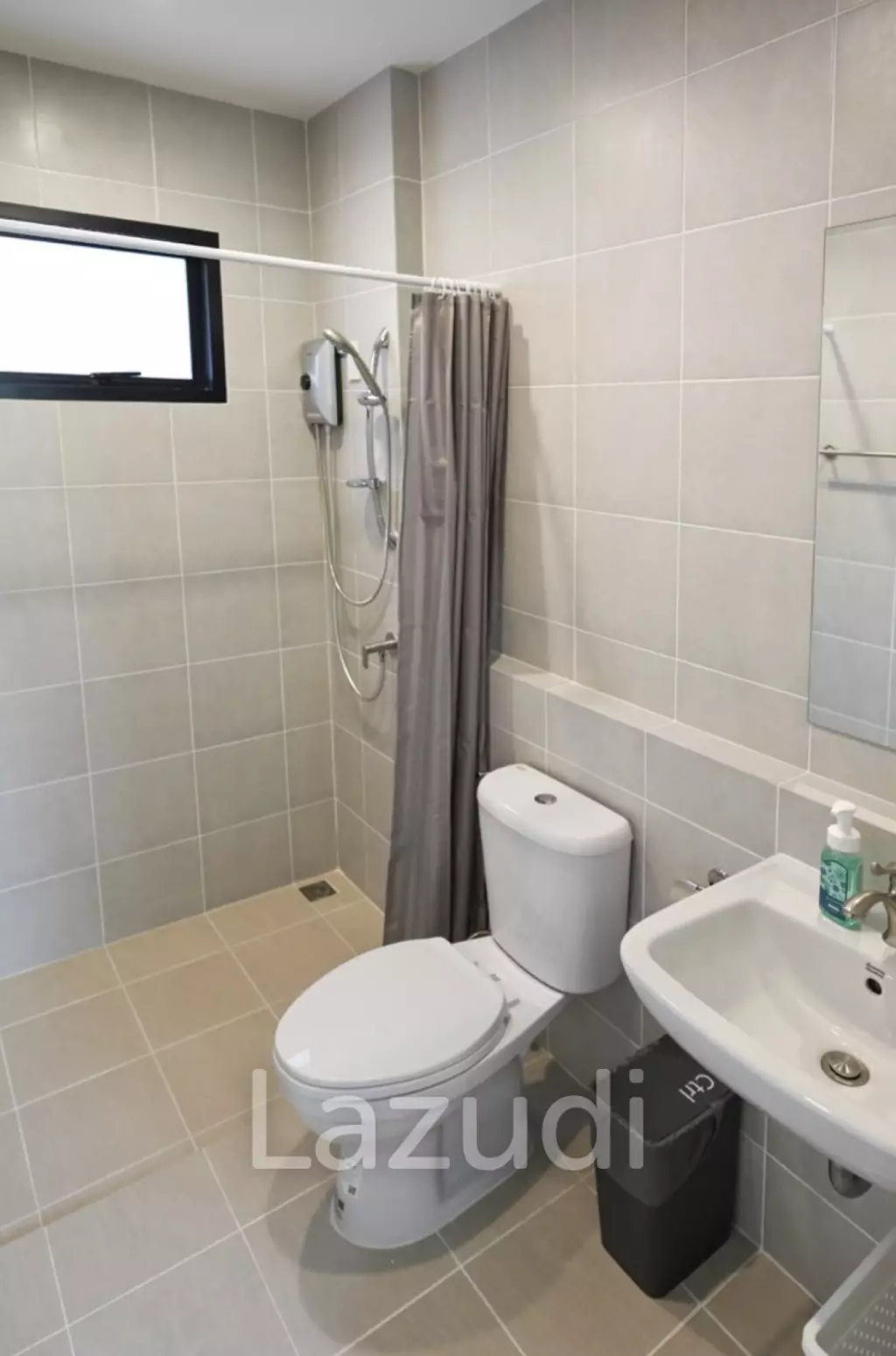 3 Bedrooms Detached Home for Rent  in Bangjo Phuket