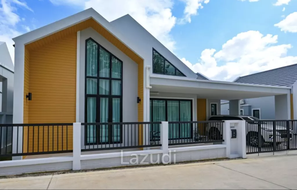 3 Bedrooms Detached Home for Rent  in Bangjo Phuket