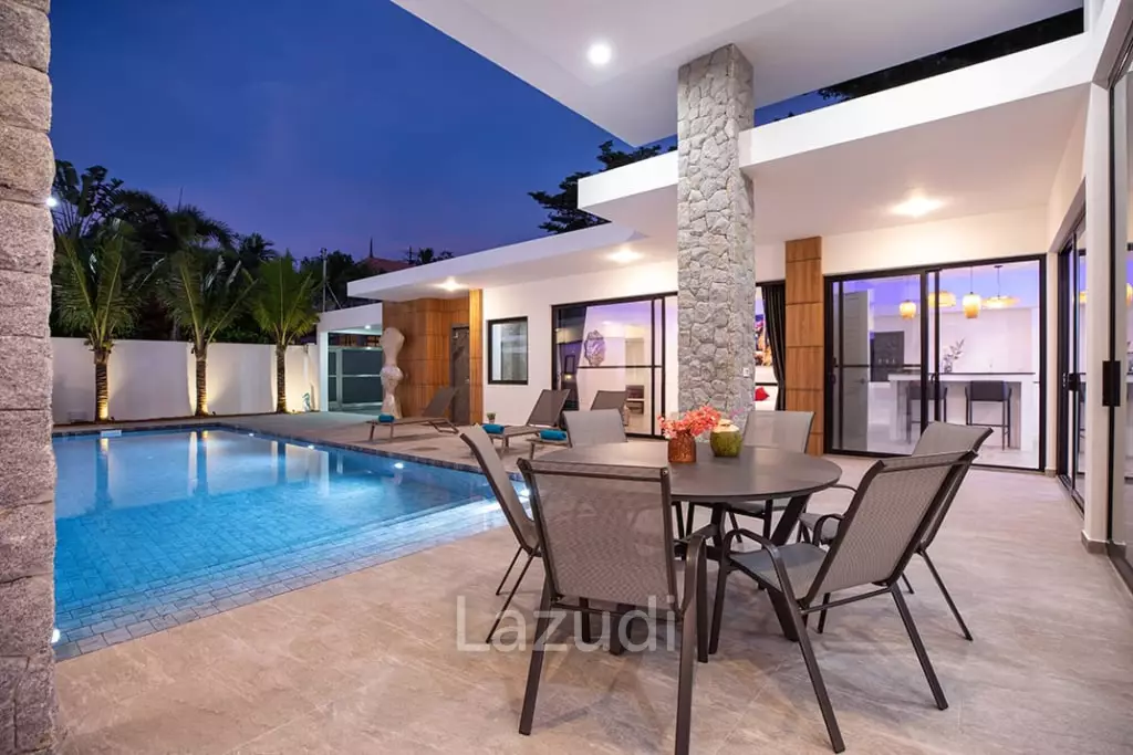 Beautiful modern 5-bedroom villa for rent in Rawai.