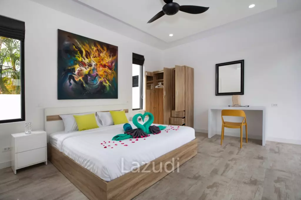 Beautiful modern 5-bedroom villa for rent in Rawai.
