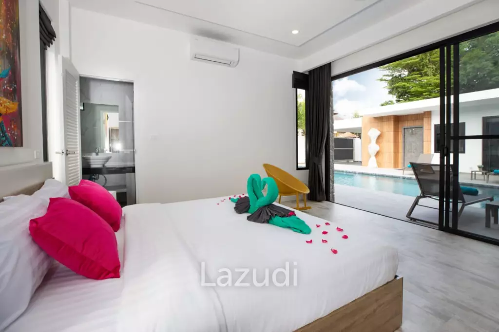 Beautiful modern 5-bedroom villa for rent in Rawai.