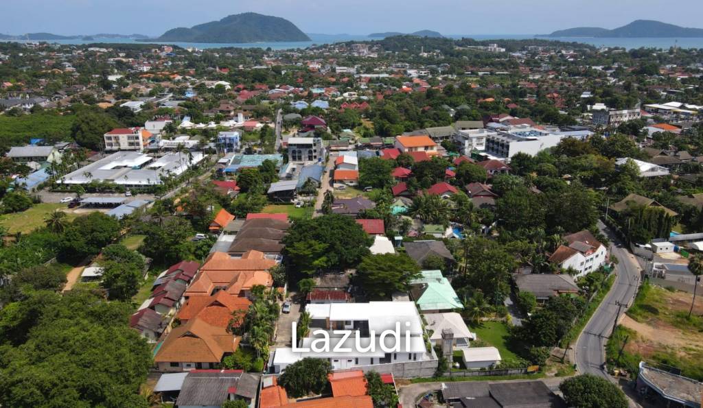 Beautiful modern 5-bedroom villa for rent in Rawai.