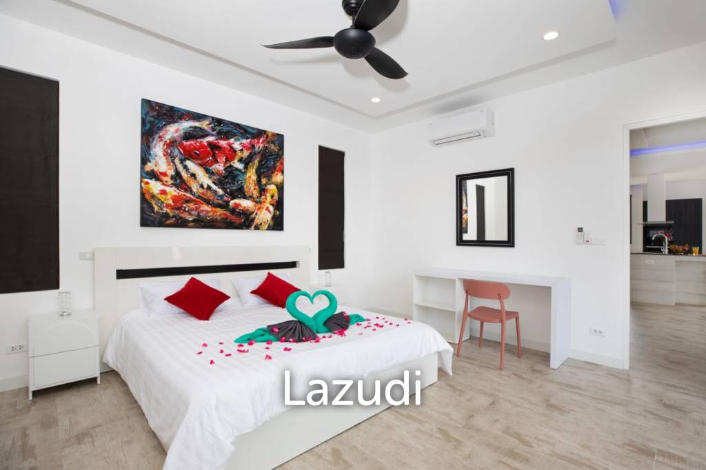 Beautiful modern 5-bedroom villa for rent in Rawai.