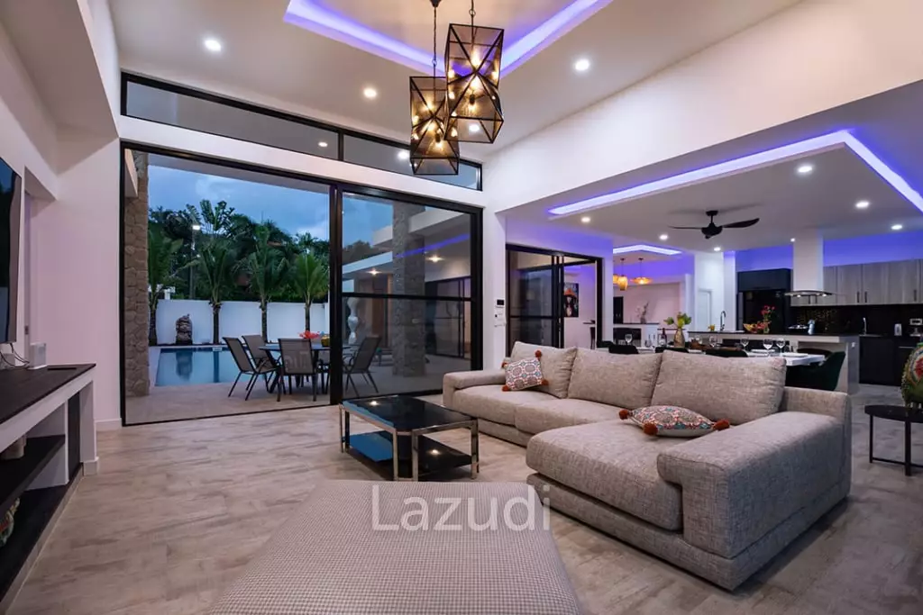 Beautiful modern 5-bedroom villa for rent in Rawai.