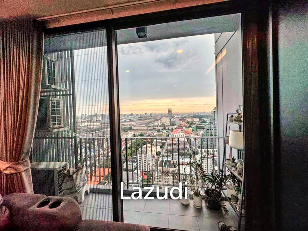 2 Bed 1 Bath 49 SQ.M The Reserve Phahol - Pradipat