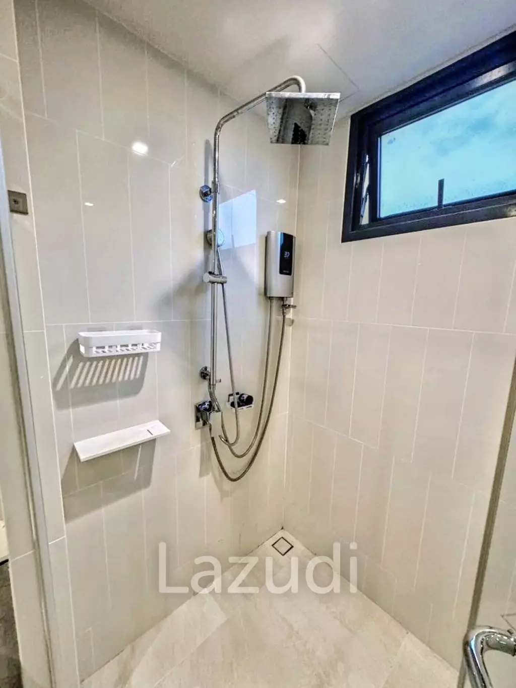 2 Bed 1 Bath 49 SQ.M The Reserve Phahol - Pradipat