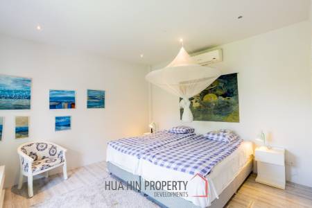 Exquisite Luxury Living: Spacious Villa in Naebkehad Village, in the Heart of Hua Hin City