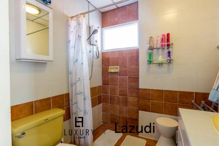 1,130 metro cuadrado 6 ` 5 Baño Villa de Venta