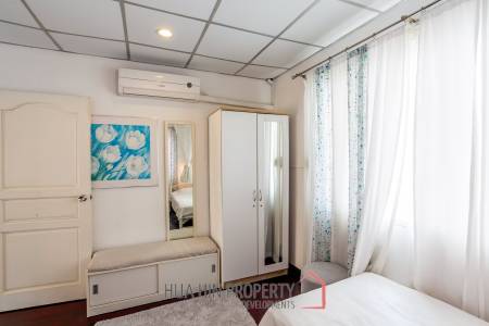 Exquisite Luxury Living: Spacious Villa in Naebkehad Village, in the Heart of Hua Hin City