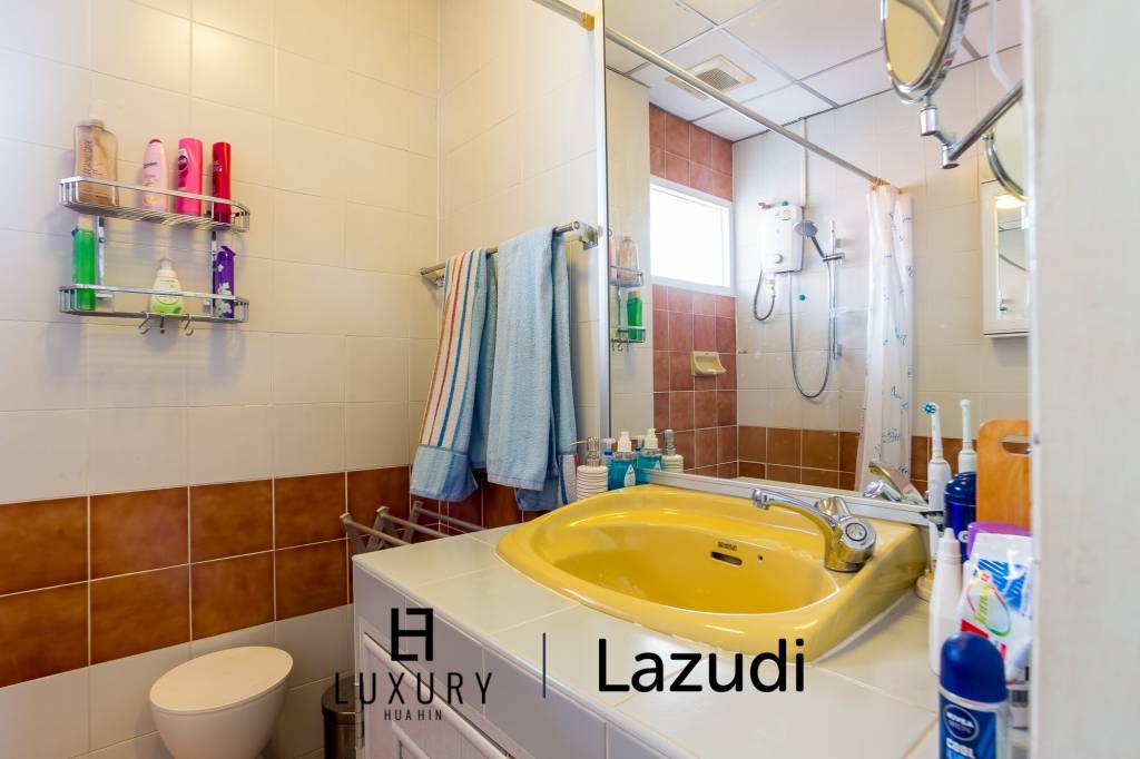 1,130 metro cuadrado 6 ` 5 Baño Villa de Venta