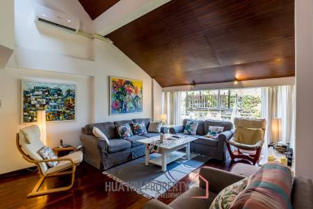 Exquisite Luxury Living: Spacious Villa in Naebkehad Village, in the Heart of Hua Hin City