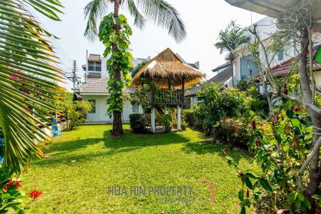 Exquisite Luxury Living: Spacious Villa in Naebkehad Village, in the Heart of Hua Hin City