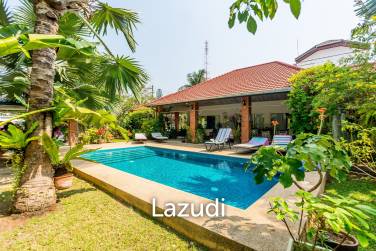 Exquisite Luxury Living: Spacious Villa in Naebkehad Village, in the Heart of Hua Hin City