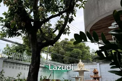 4 Bed 5 Bath 400 SQ.M House in Sathorn-Narathiwas