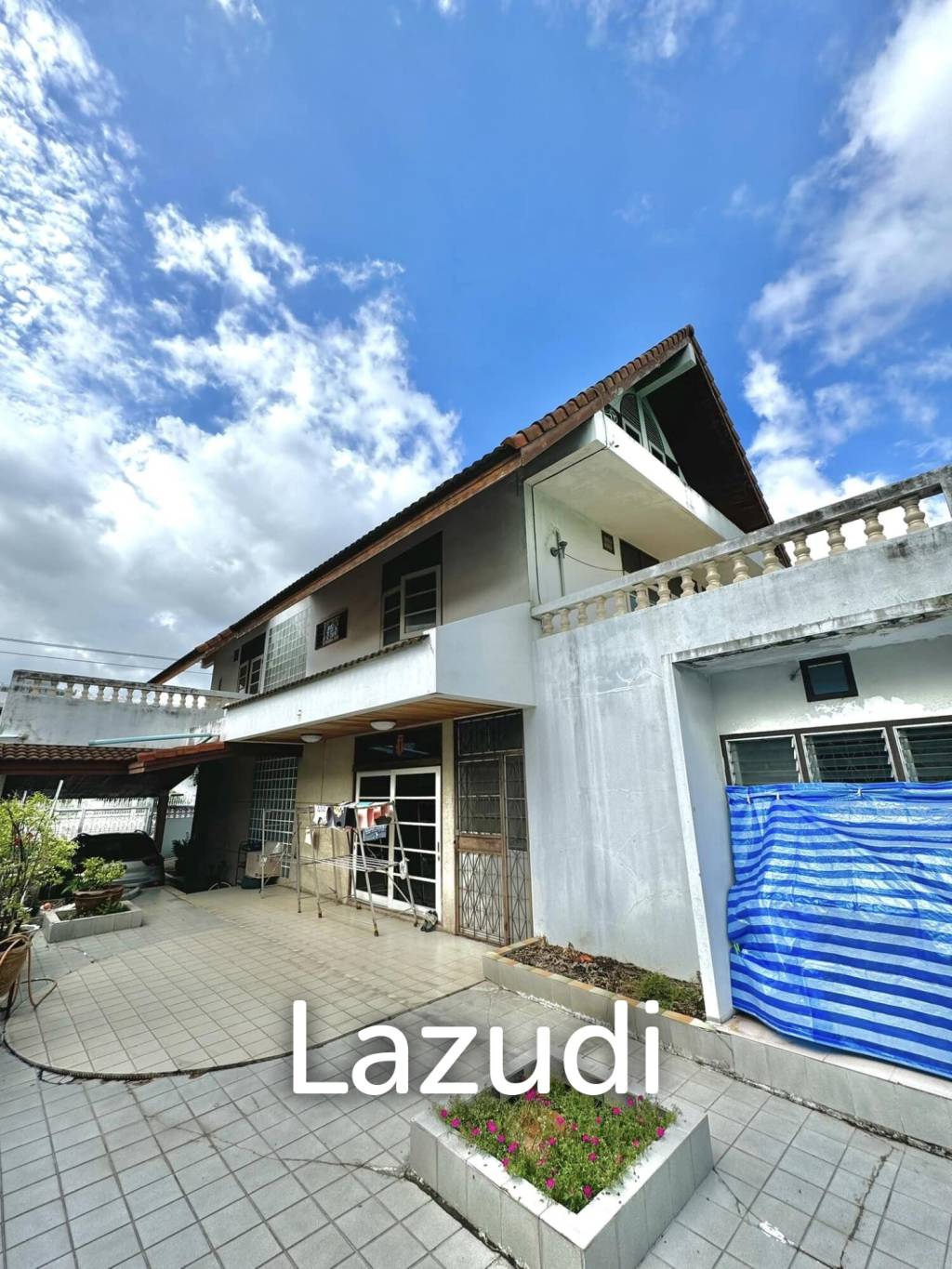 4 Bed 5 Bath 400 SQ.M House in Sathorn-Narathiwas