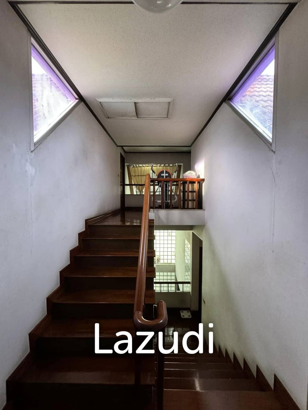4 Bed 5 Bath 400 SQ.M House in Sathorn-Narathiwas