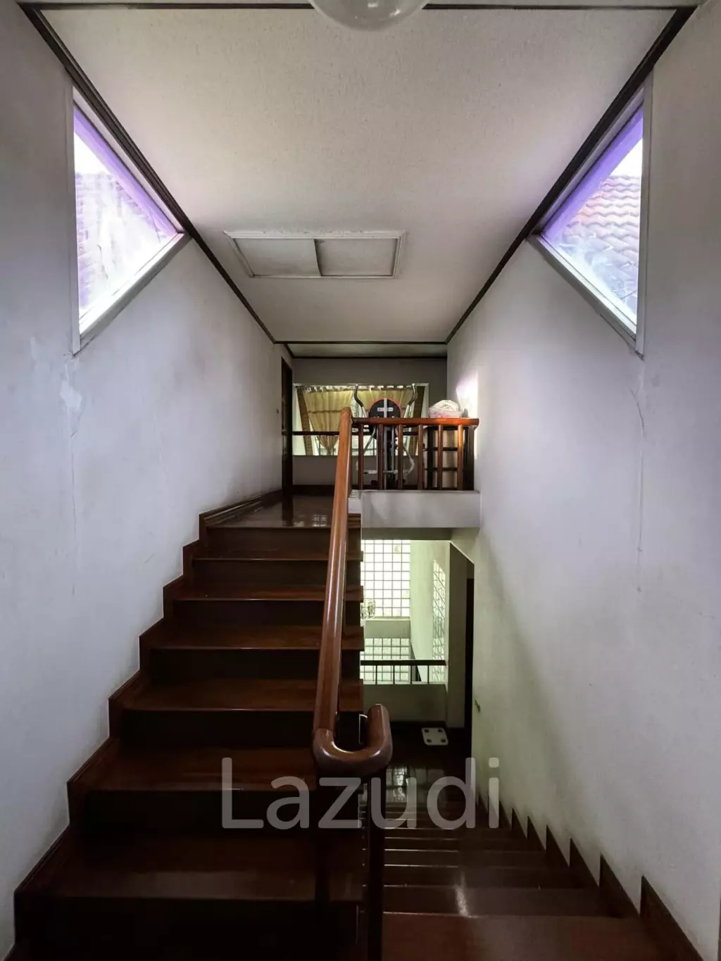 4 Bed 5 Bath 400 SQ.M House in Sathorn-Narathiwas