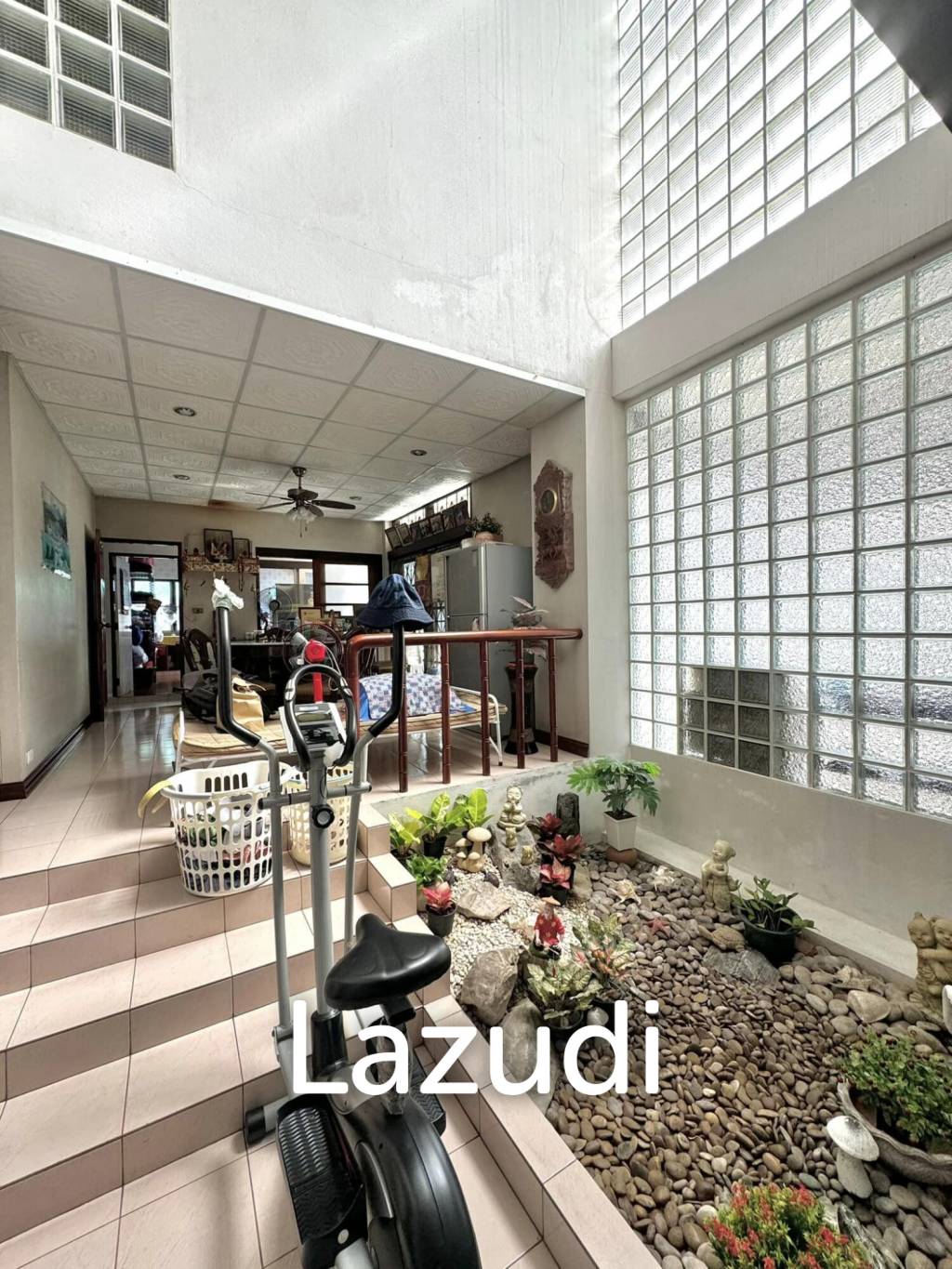 4 Bed 5 Bath 400 SQ.M House in Sathorn-Narathiwas