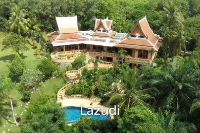 Magnificent 7 Bedroom Villa with Mountain Views
