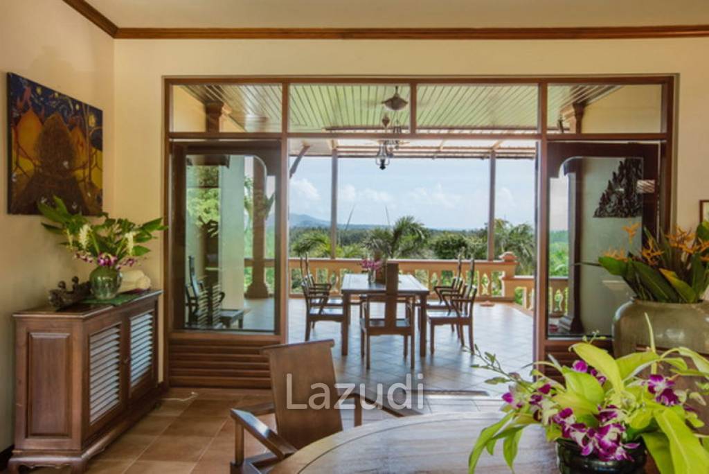 Magnificent 7 Bedroom Villa with Mountain Views