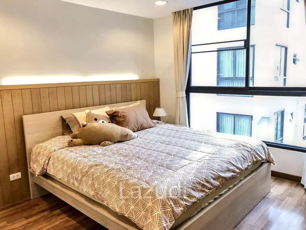 2 Bed 2 Bath 64 SQ.M Zenith Place Sukhumvit 42