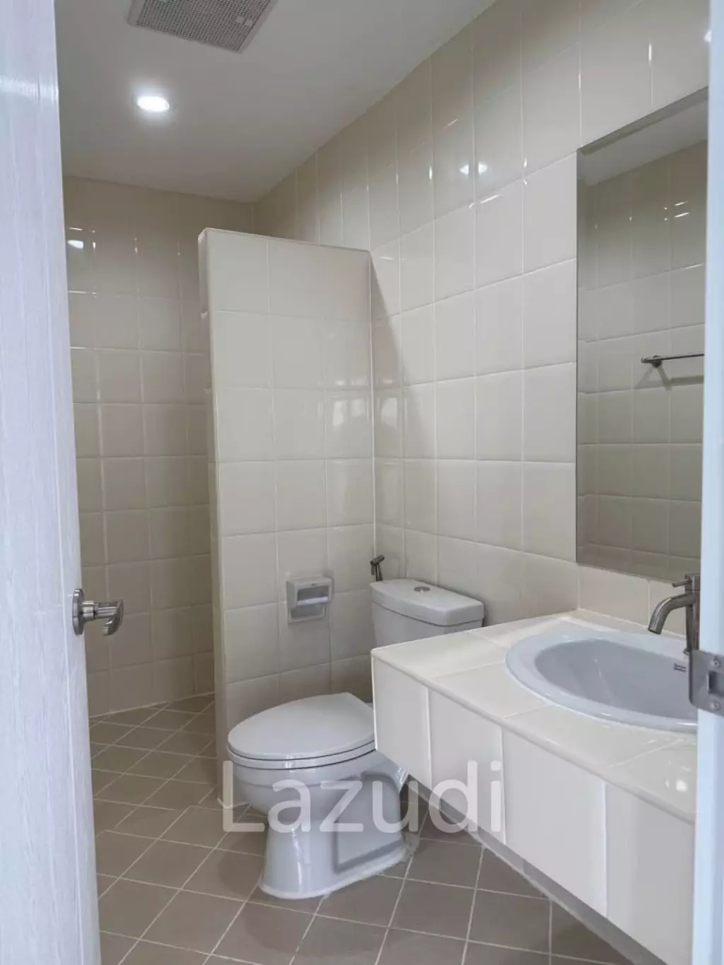 Renovated 2 Bedroom House At Baan Prompan, Paklok