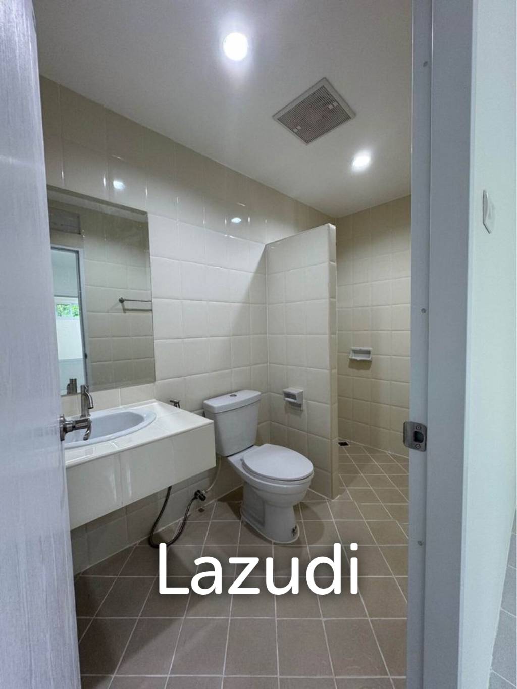 Renovated 2 Bedroom House At Baan Prompan, Paklok