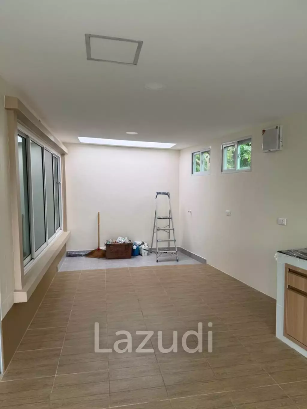 Renovated 2 Bedroom House At Baan Prompan, Paklok