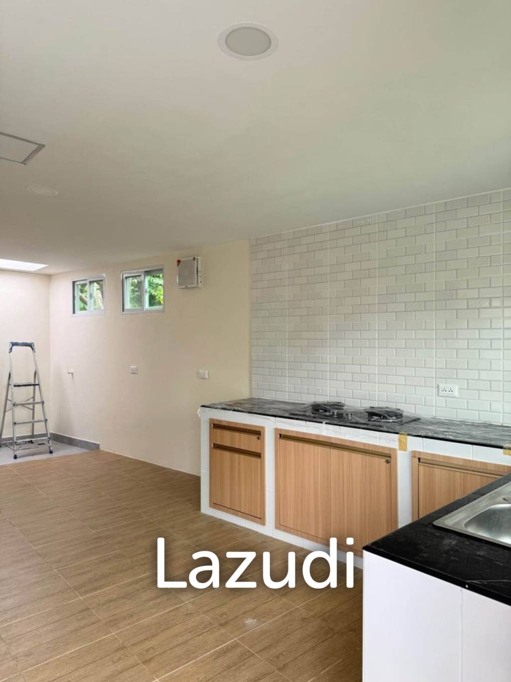 Renovated 2 Bedroom House At Baan Prompan, Paklok