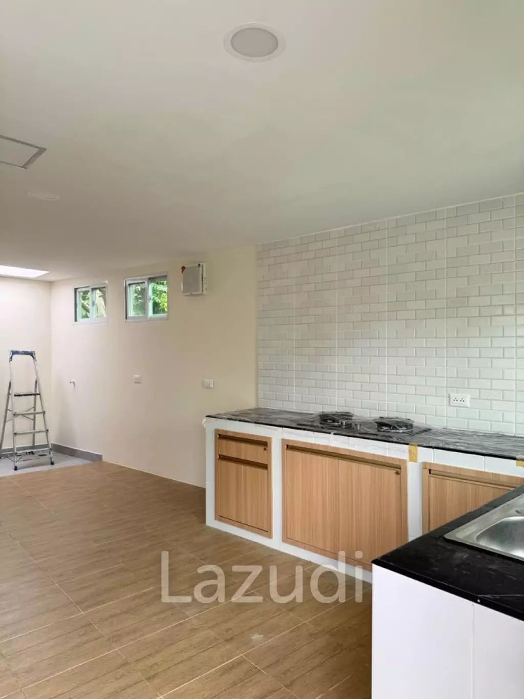Renovated 2 Bedroom House At Baan Prompan, Paklok