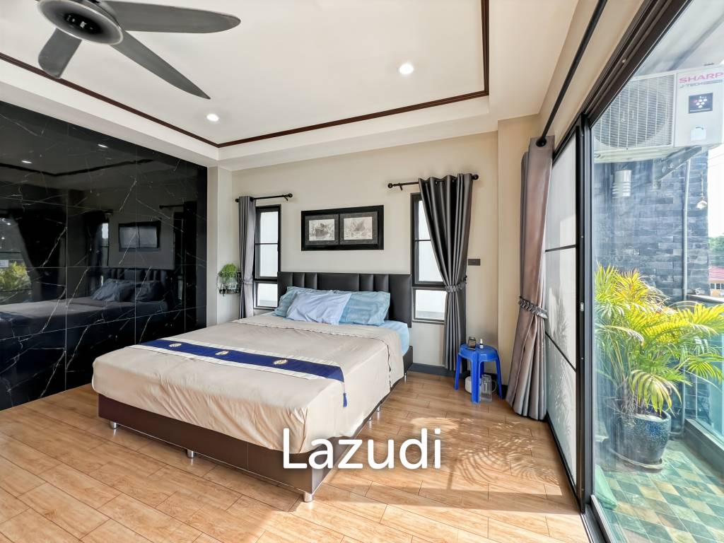 Premium 6-Bedroom Waterfront Townhouse in Khao Tao Hua Hin