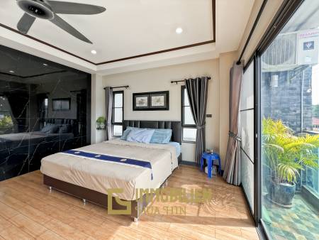 Premium 6-Bedroom Waterfront Townhouse in Khao Tao Hua Hin