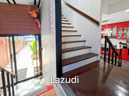 Premium 6-Bedroom Waterfront Townhouse in Khao Tao Hua Hin