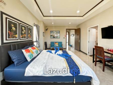 Premium 6-Bedroom Waterfront Townhouse in Khao Tao Hua Hin