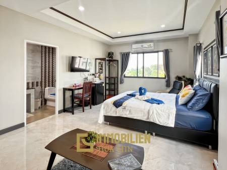 Premium 6-Bedroom Waterfront Townhouse in Khao Tao Hua Hin