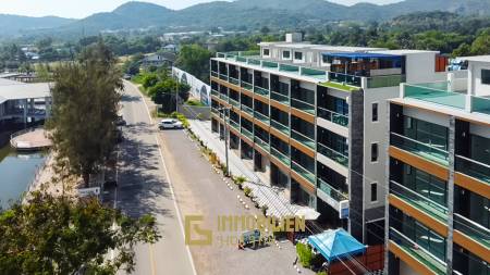 Premium 6-Bedroom Waterfront Townhouse in Khao Tao Hua Hin