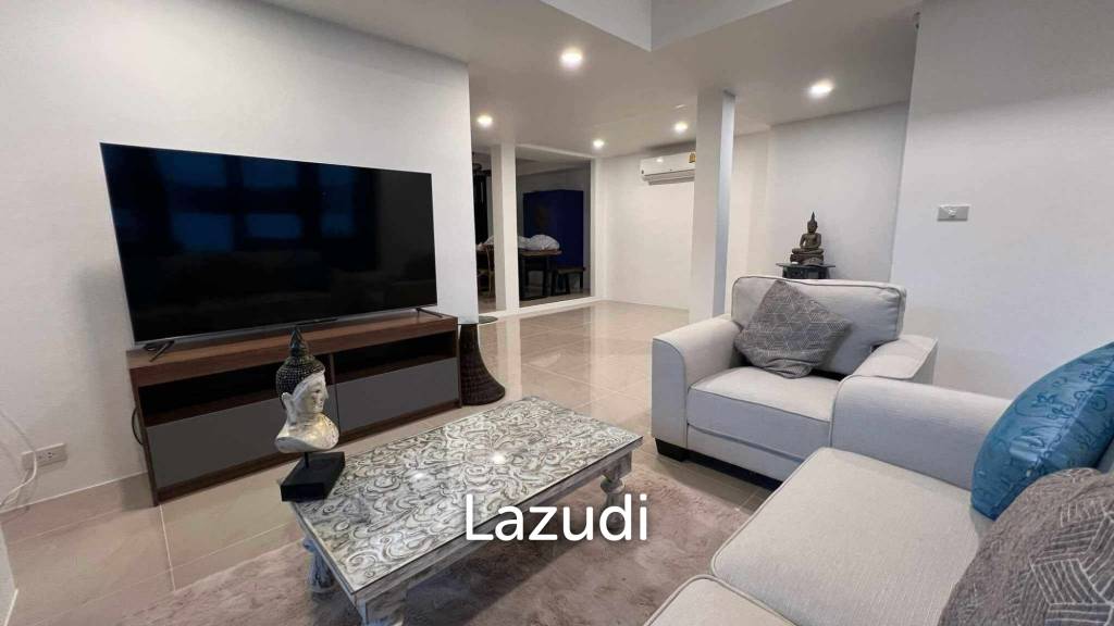 Beach Side With Seaview Villa - 50 meters from the beach