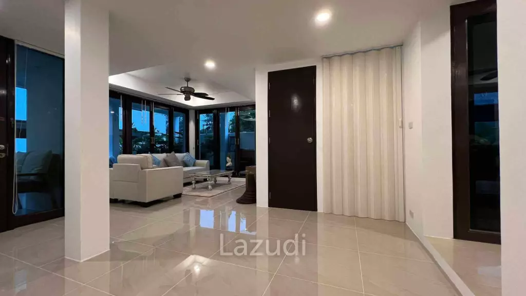 Beach Side With Seaview Villa - 50 meters from the beach