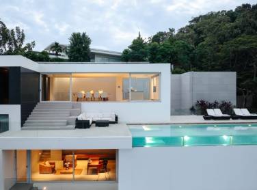 Grand 4-Bed Sea View Villa at Baan Yamu Residence
