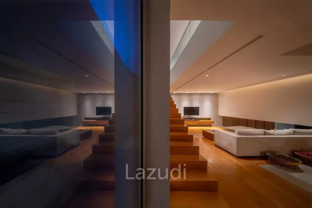 Grand 4-Bed Sea View Villa at Baan Yamu Residence