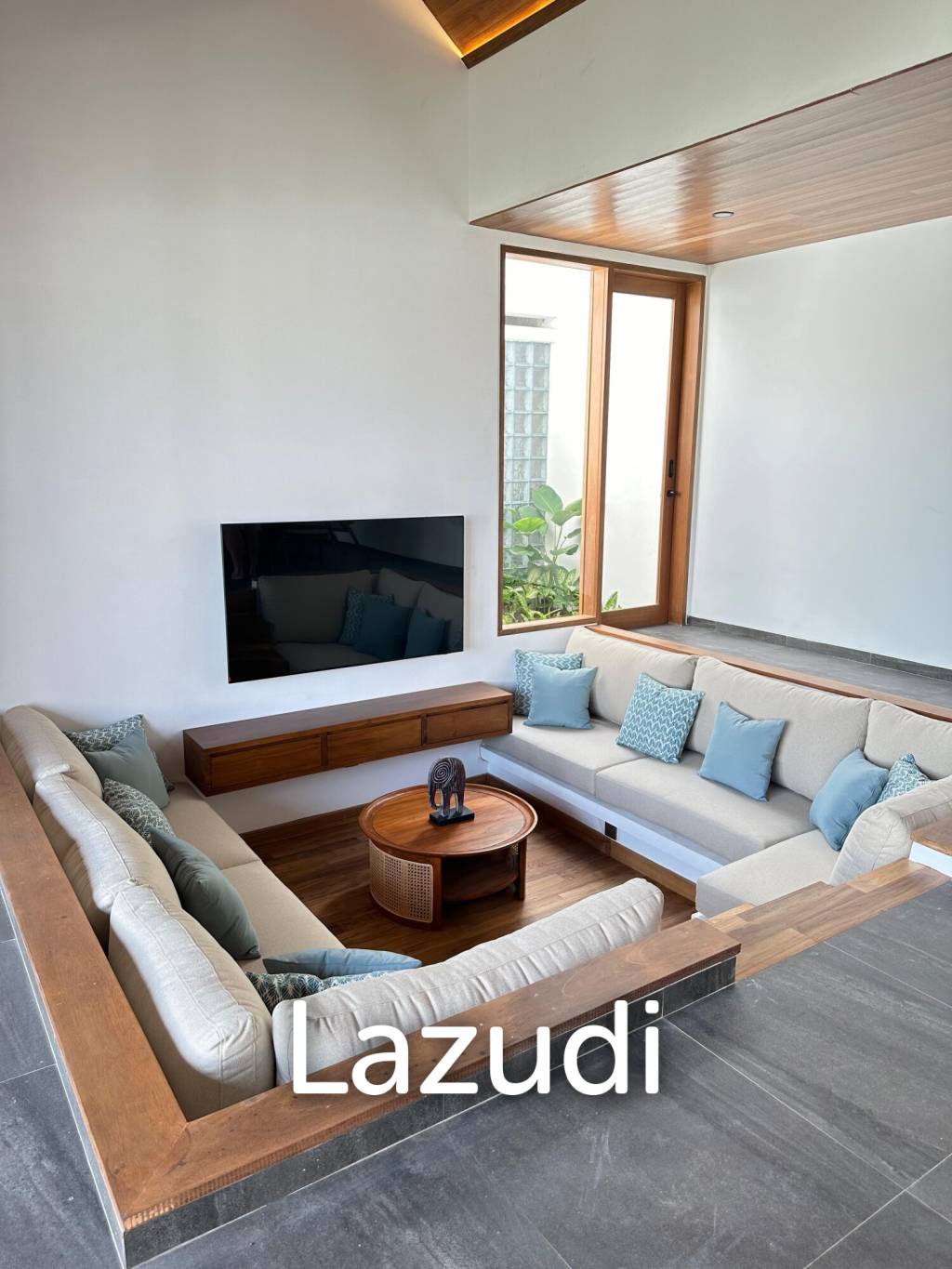 Brand new Beach side Villa in Sanur