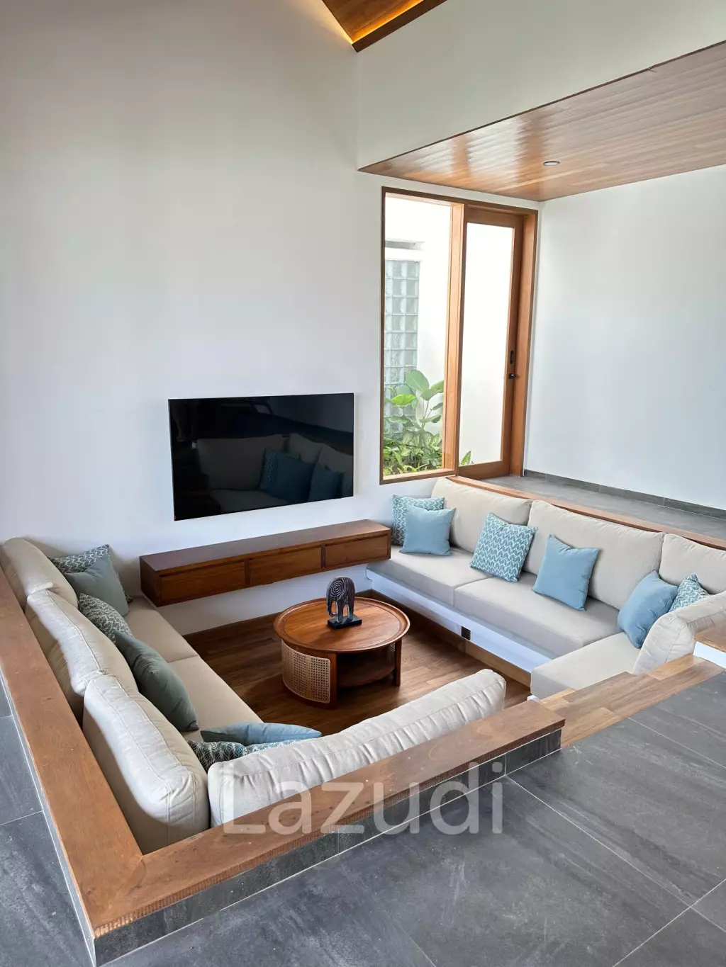 Brand new Beach side Villa in Sanur