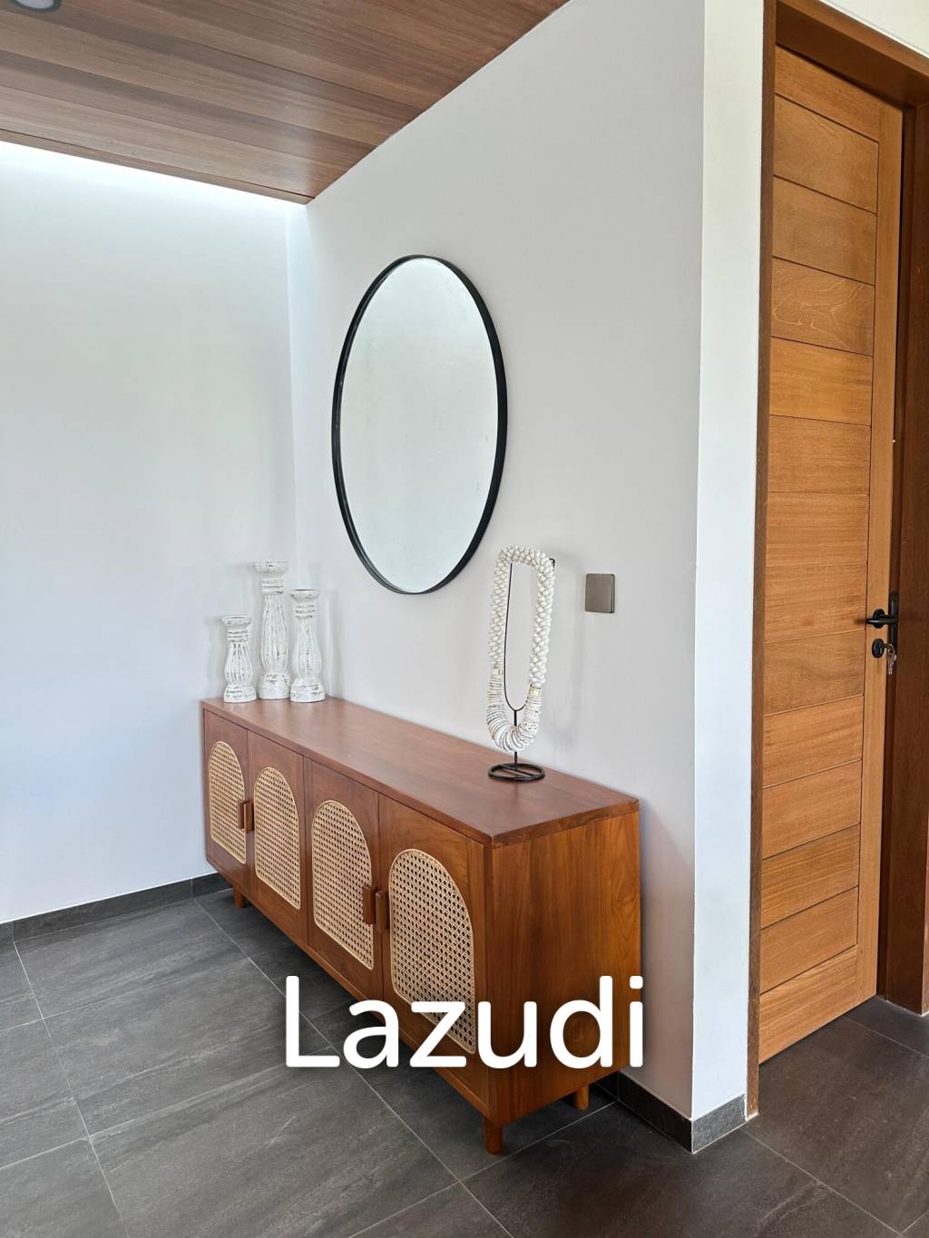 Brand new Beach side Villa in Sanur