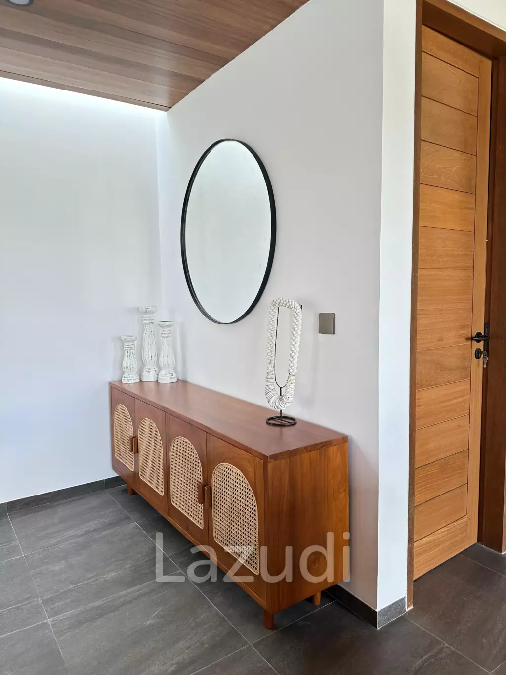Brand new Beach side Villa in Sanur