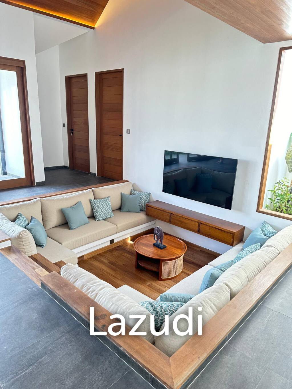Brand new Beach side Villa in Sanur