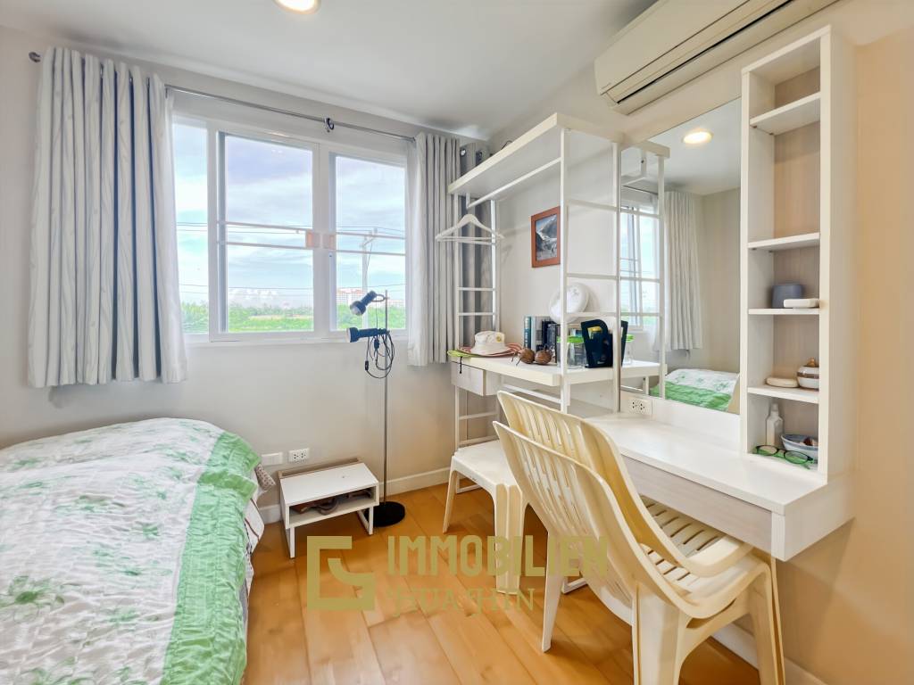 Charming 2-Bedroom Condo for Sale in Boathouse Hua Hin!