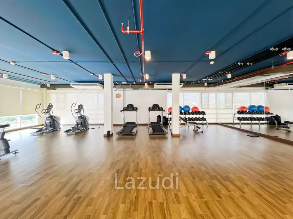 Charming 2-Bedroom Condo for Sale in Boathouse Hua Hin!